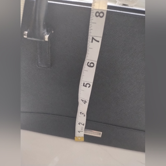 Burberry Tote Handbag - Picture 5 of 15